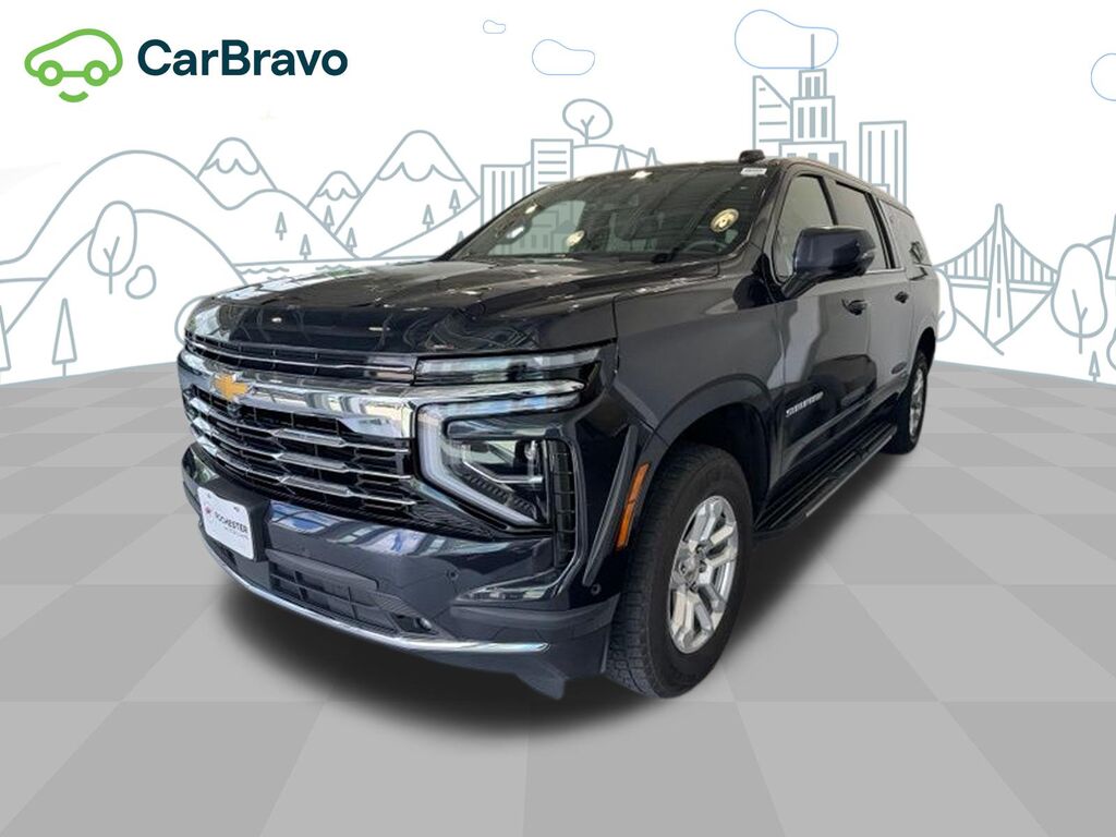 2025 Chevrolet Suburban LT — photo 1 of 6