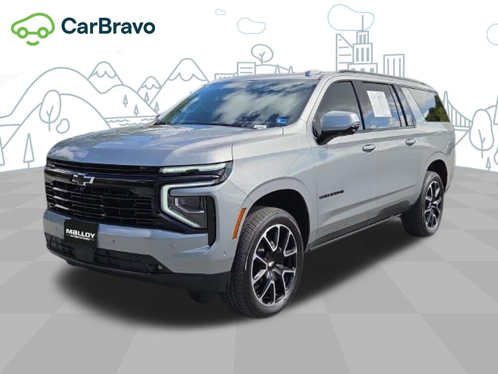 2025 Chevrolet Suburban RST — photo 1 of 6