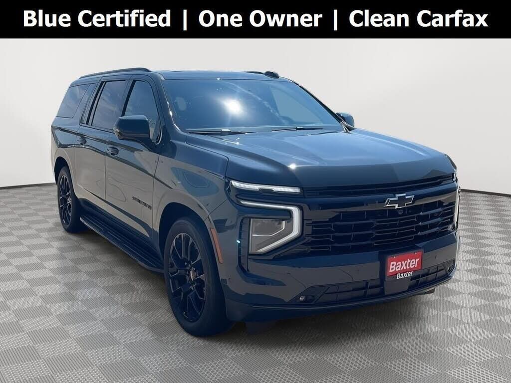 2025 Chevrolet Suburban RST — photo 1 of 1