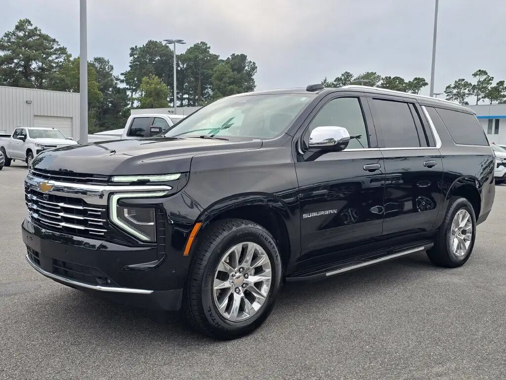 2026 Chevrolet Suburban Premier — photo 1 of 13