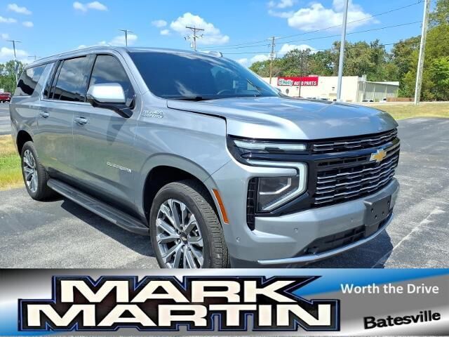 2025 Chevrolet Suburban High Country — photo 1 of 27