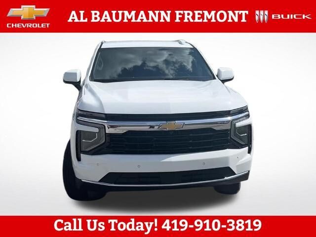 2025 Chevrolet Tahoe LS — photo 1 of 13