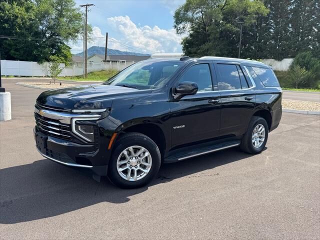 2025 Chevrolet Tahoe LT — photo 1 of 26