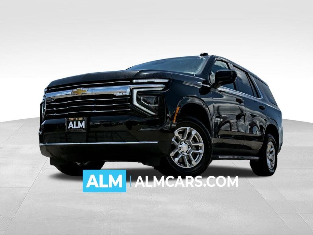2025 Chevrolet Tahoe LT — photo 1 of 13