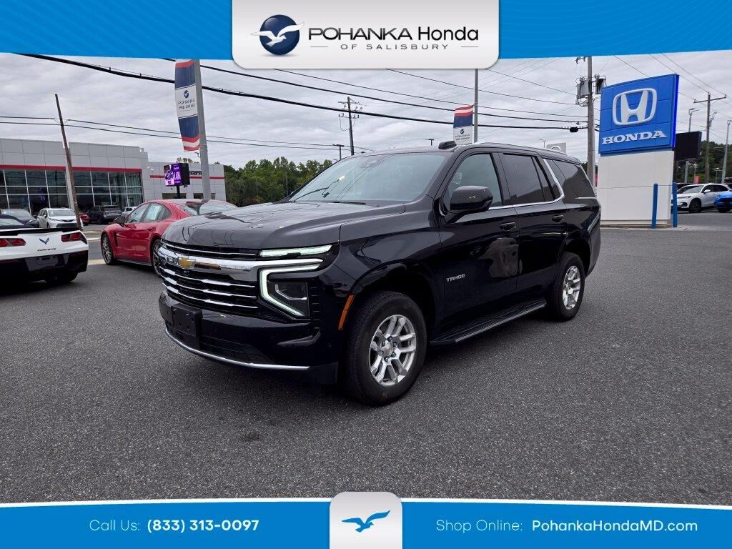 2025 Chevrolet Tahoe LT — photo 1 of 13