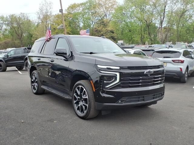 2025 Chevrolet Tahoe RST — photo 1 of 18