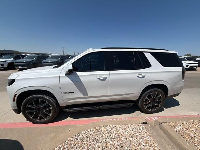 2025 Chevrolet Tahoe RST — photo 1 of 10