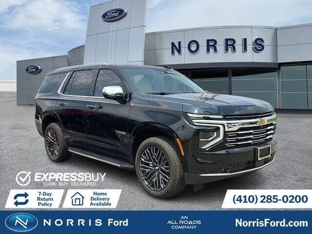 2025 Chevrolet Tahoe Premier — photo 1 of 14