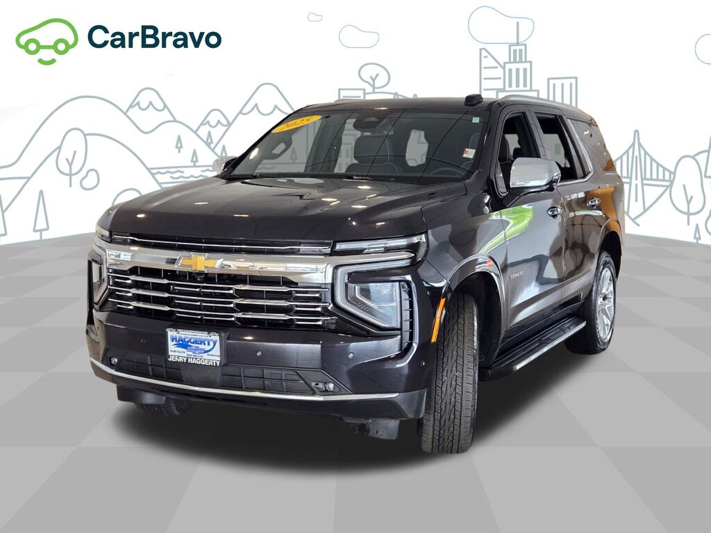 2025 Chevrolet Tahoe Premier — photo 1 of 6