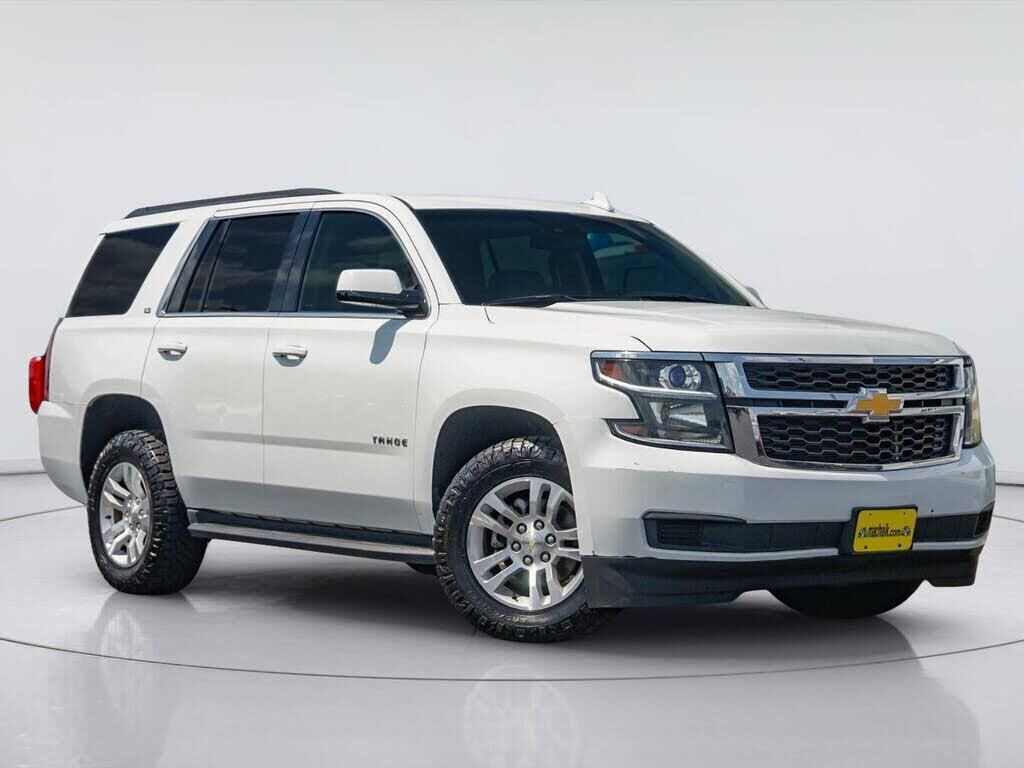 2016 Chevrolet Tahoe LS — photo 1 of 1