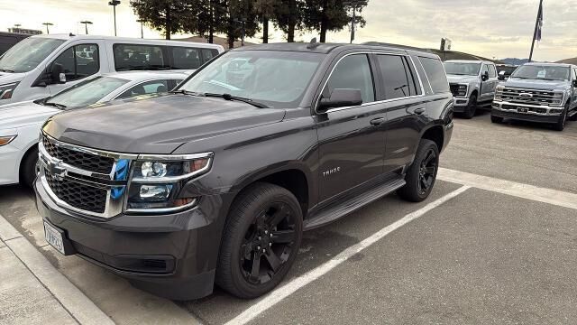 2016 Chevrolet Tahoe LS — photo 1 of 8