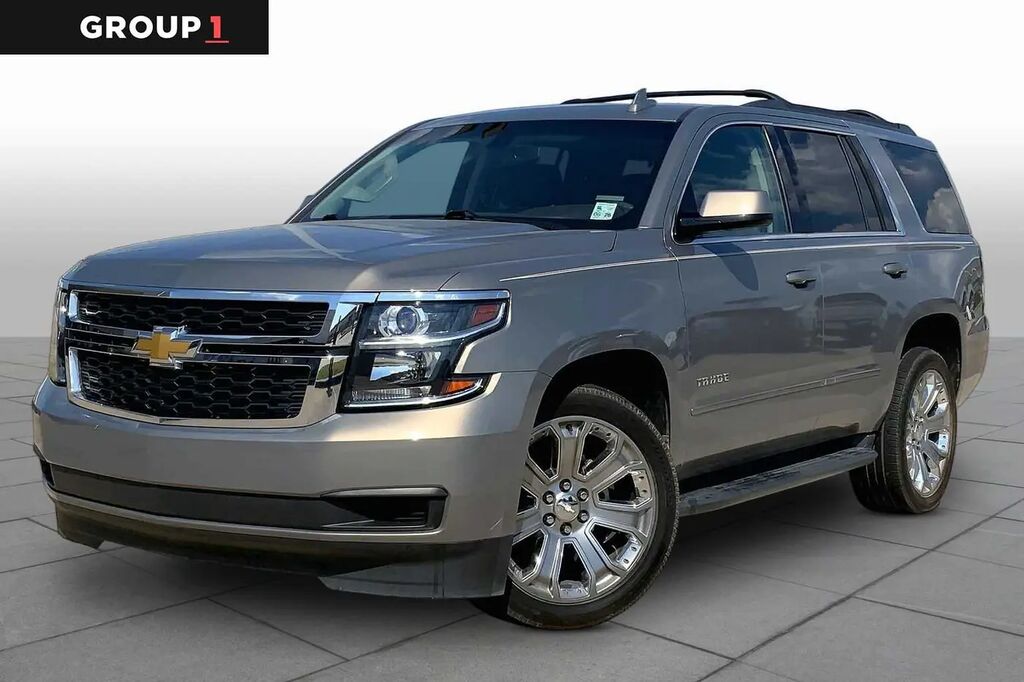 2017 Chevrolet Tahoe LS — photo 1 of 26