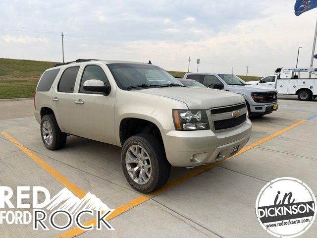 2013 Chevrolet Tahoe LT — photo 1 of 10