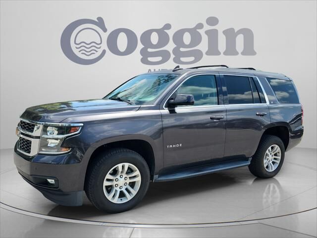 2017 Chevrolet Tahoe LT — photo 1 of 23