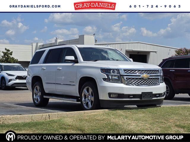 2016 Chevrolet Tahoe LT — photo 1 of 22