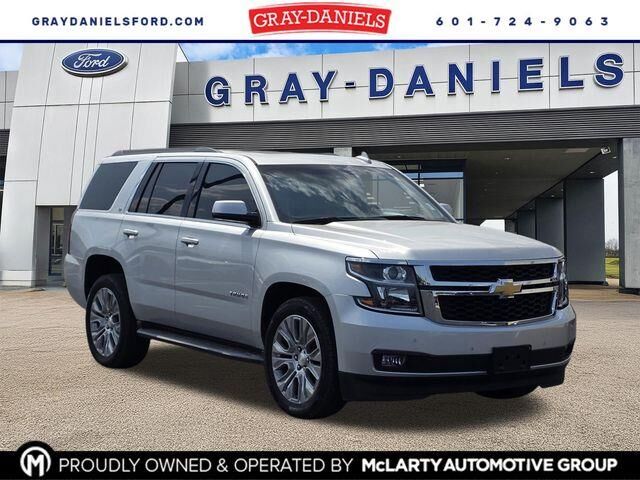 2019 Chevrolet Tahoe LT — photo 1 of 2