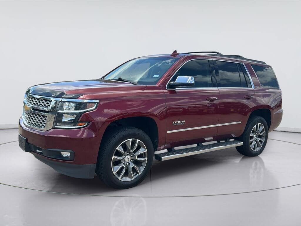 2019 Chevrolet Tahoe LT — photo 1 of 3