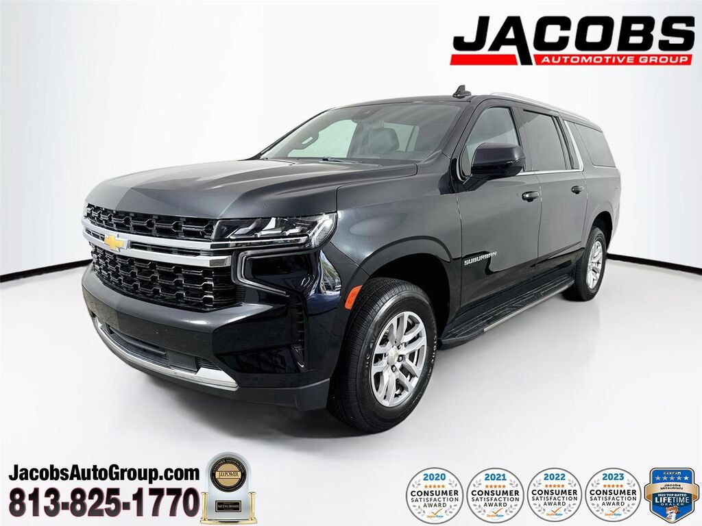 2024 Chevrolet Suburban LS — photo 1 of 30