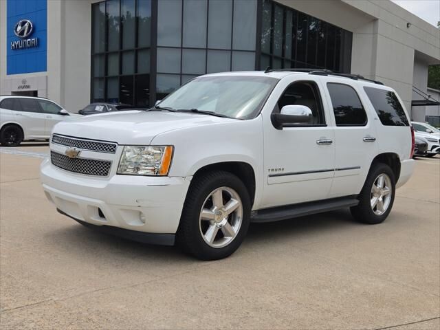 2011 Chevrolet Tahoe LTZ — photo 1 of 1