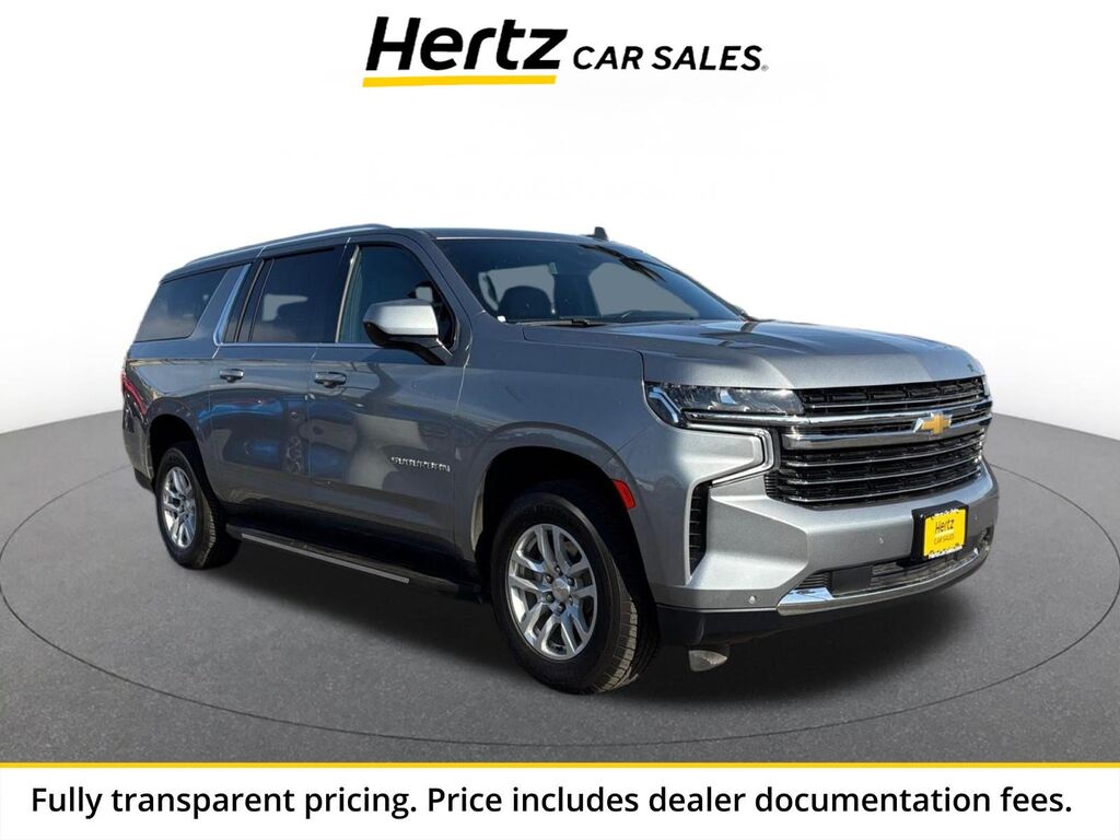 2024 Chevrolet Suburban LT — photo 1 of 3