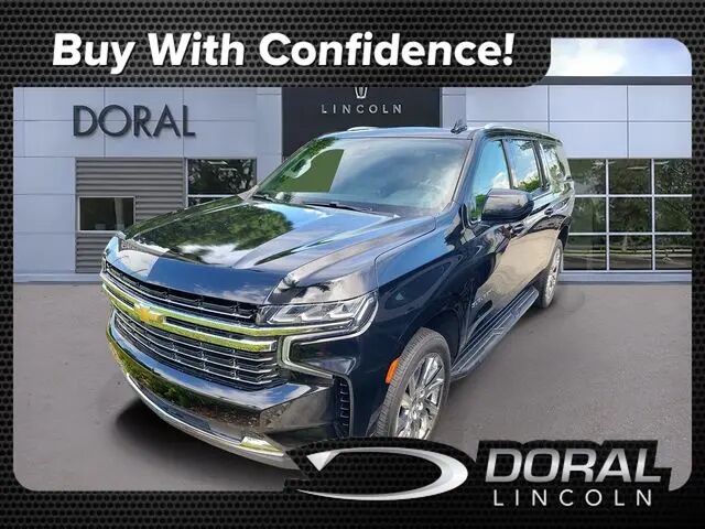 2021 Chevrolet Suburban LT — photo 1 of 40