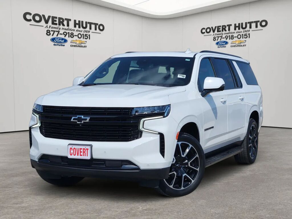 2024 Chevrolet Suburban RST — photo 1 of 13