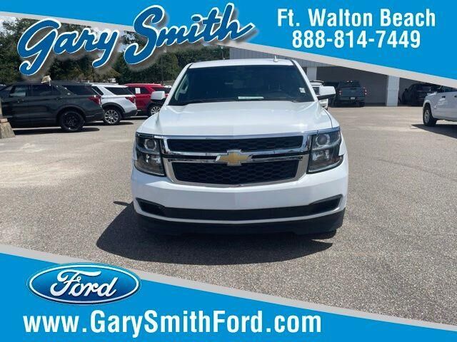 2019 Chevrolet Suburban LS — photo 1 of 26