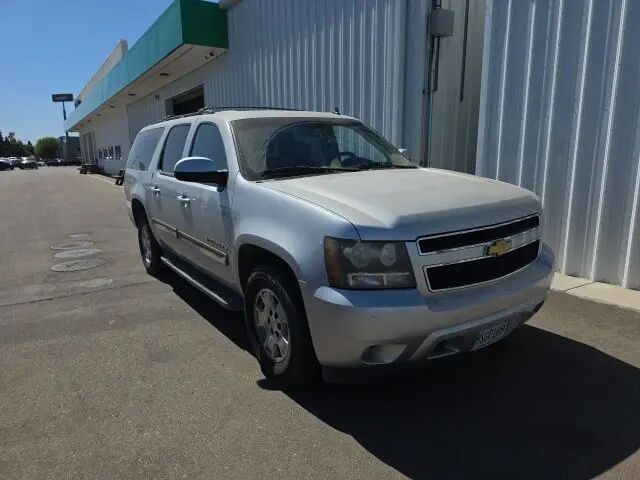 2014 Chevrolet Suburban LS