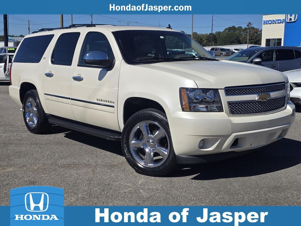 2013 Chevrolet Suburban LTZ — photo 1 of 13
