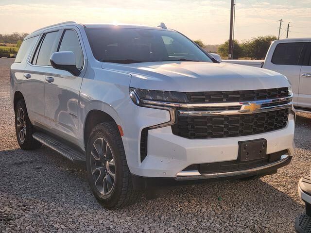 2023 Chevrolet Tahoe LS — photo 1 of 15