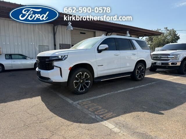 2022 Chevrolet Tahoe LT — photo 1 of 13