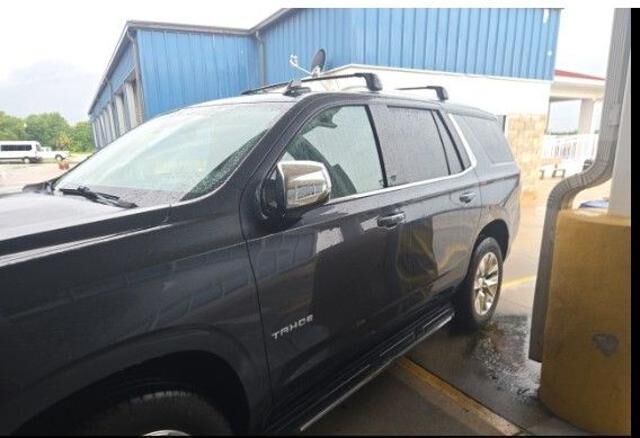 2021 Chevrolet Tahoe Premier — photo 1 of 26
