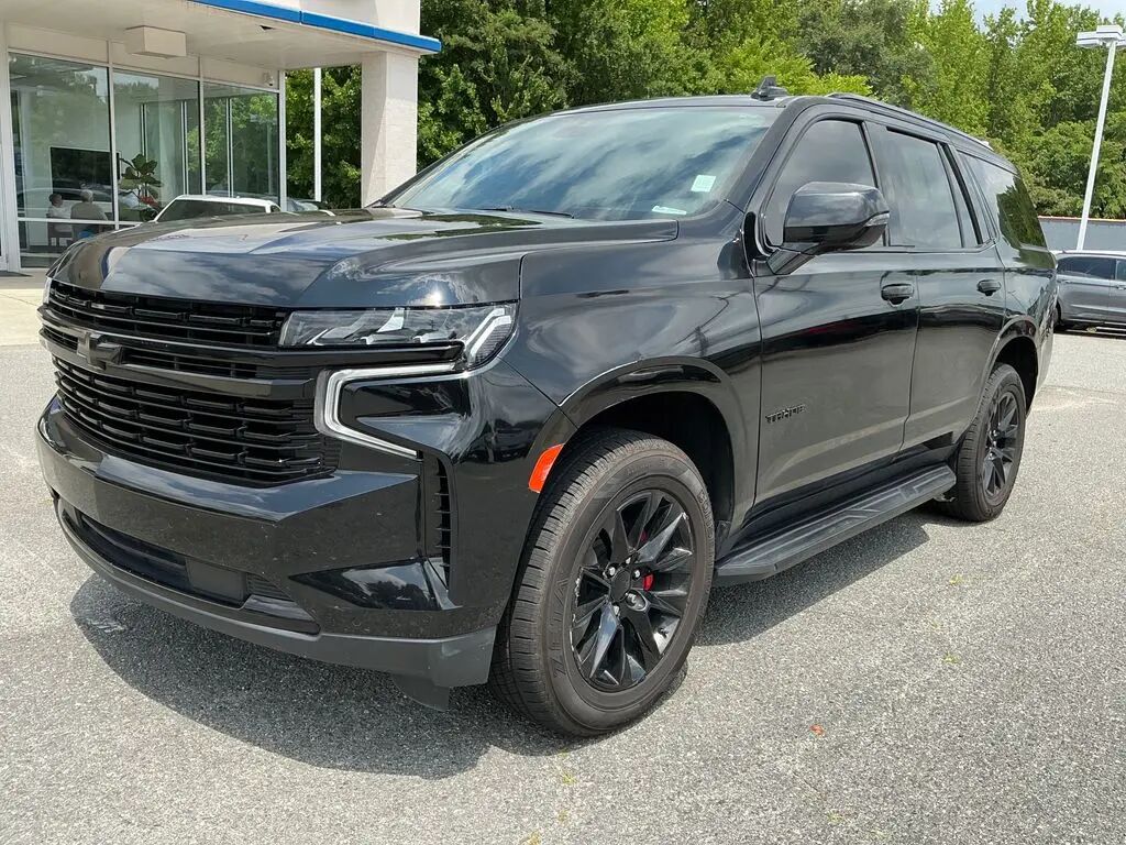 2023 Chevrolet Tahoe Premier — photo 1 of 13