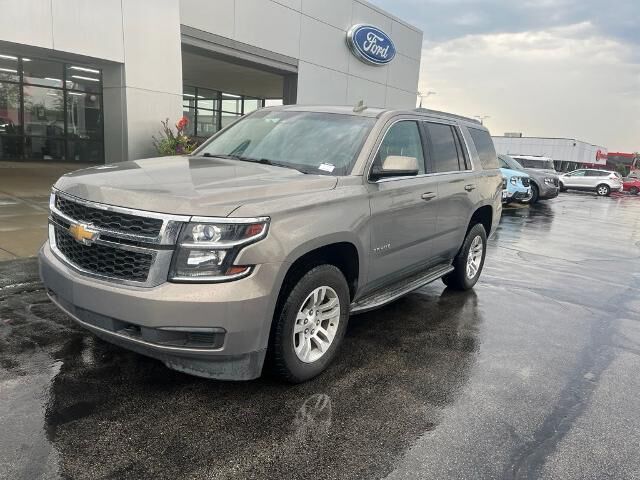 2017 Chevrolet Tahoe LS — photo 1 of 29