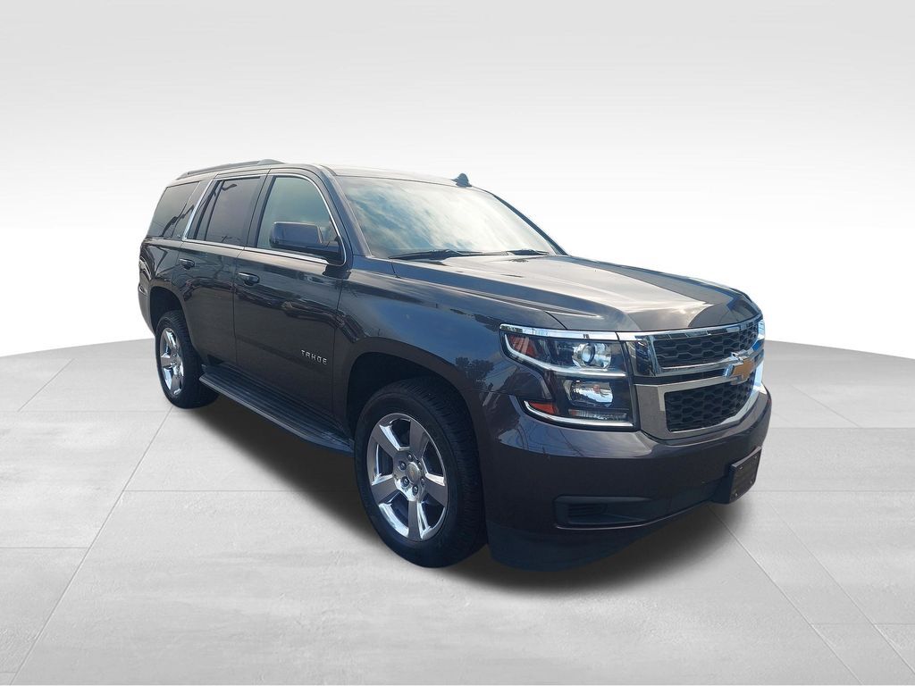 2016 Chevrolet Tahoe LS — photo 1 of 13