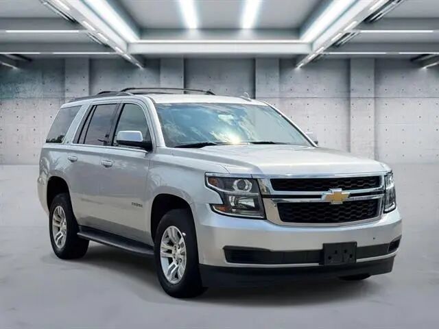 2019 Chevrolet Tahoe LT — photo 1 of 12