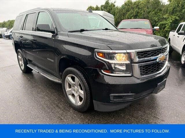 2019 Chevrolet Tahoe LT — photo 1 of 2