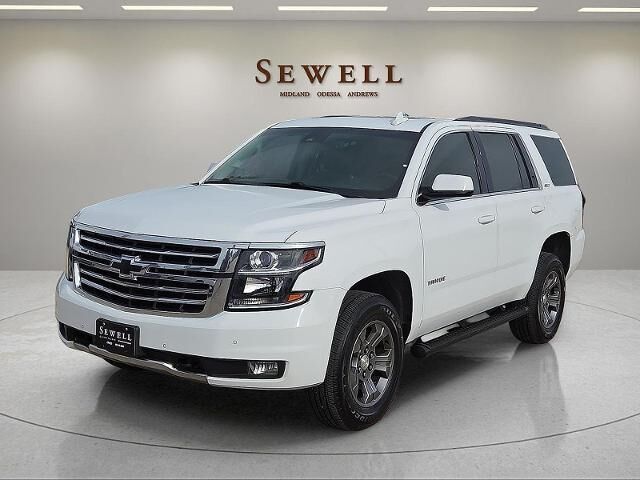 2017 Chevrolet Tahoe LT — photo 1 of 13