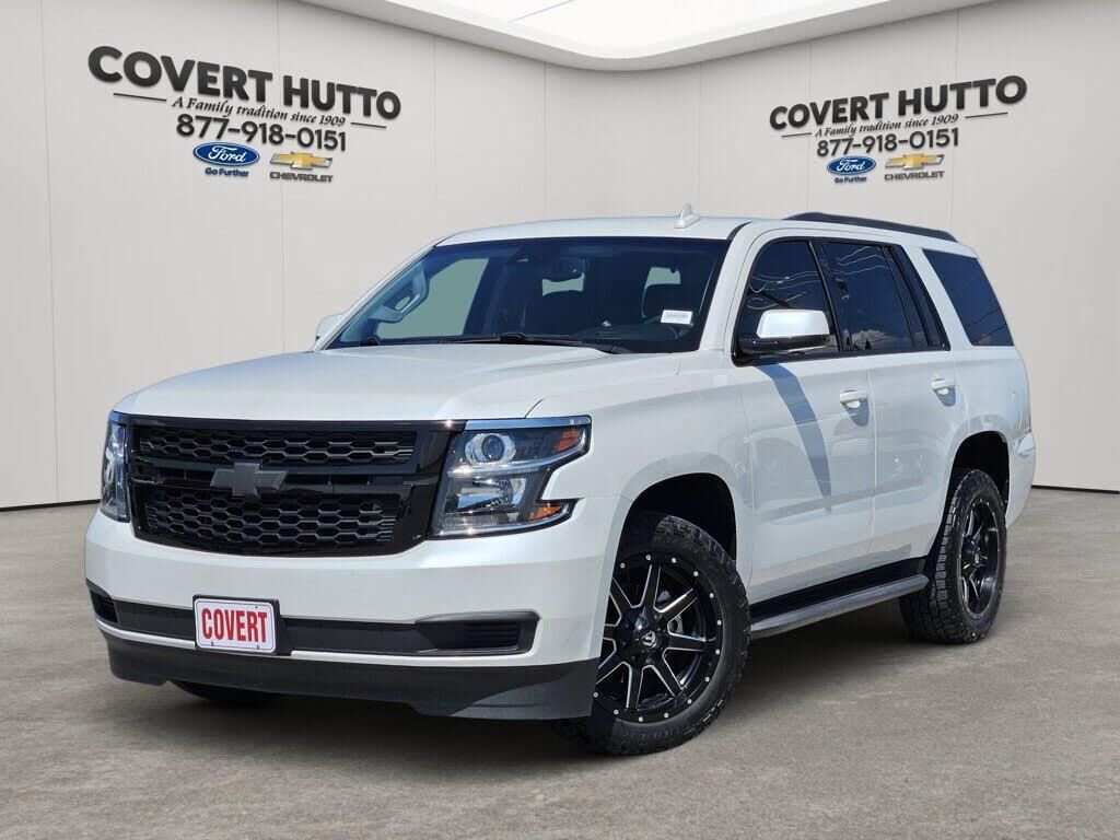 2016 Chevrolet Tahoe LT — photo 1 of 3
