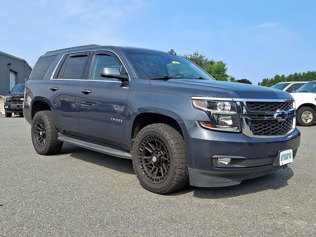 2019 Chevrolet Tahoe LT — photo 1 of 18