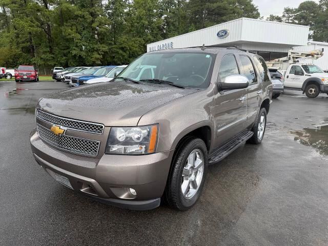 2013 Chevrolet Tahoe LTZ — photo 1 of 26