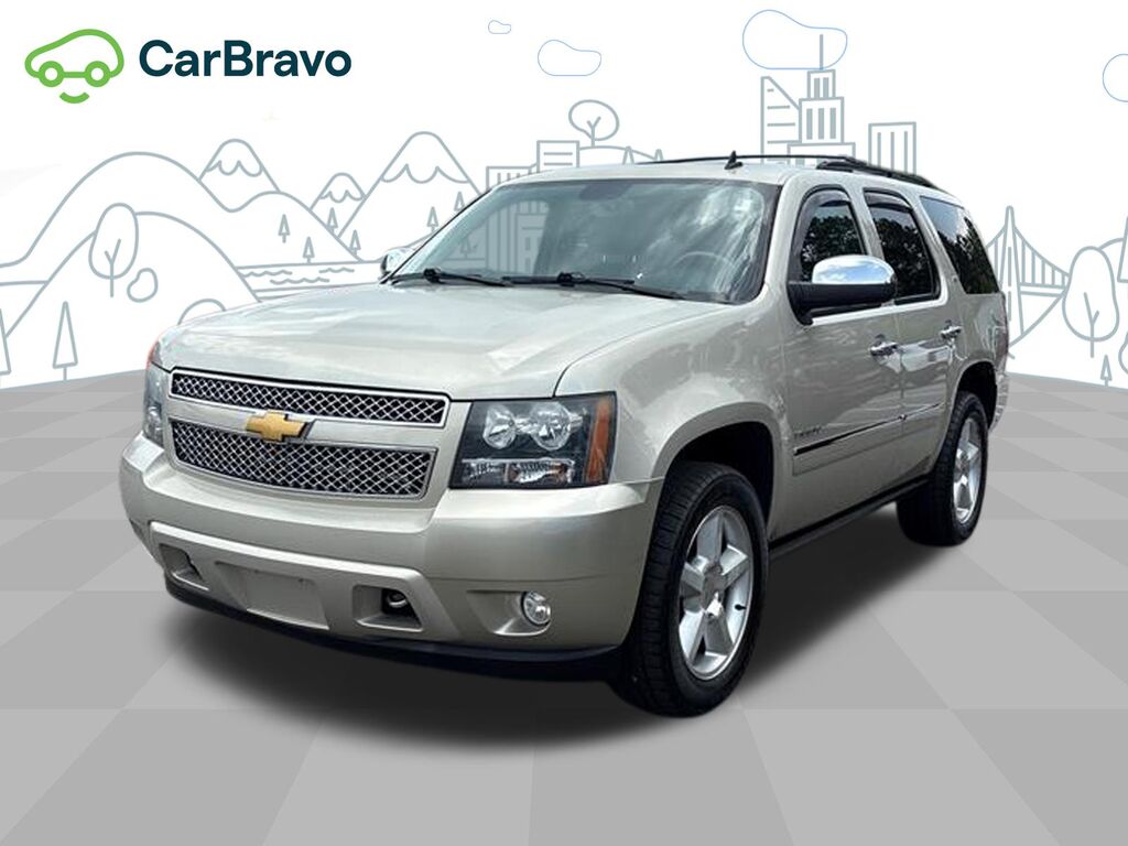 2013 Chevrolet Tahoe LTZ — photo 1 of 6