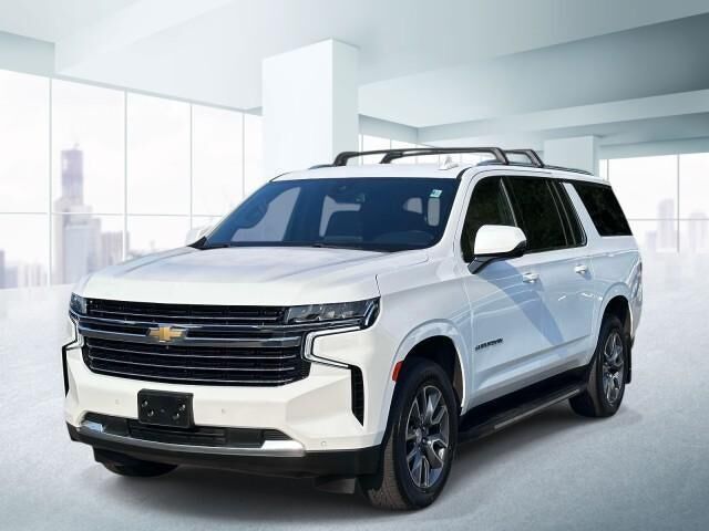 2022 Chevrolet Suburban LT — photo 1 of 2