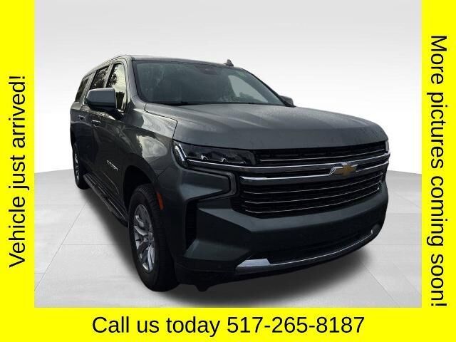 2023 Chevrolet Suburban LT