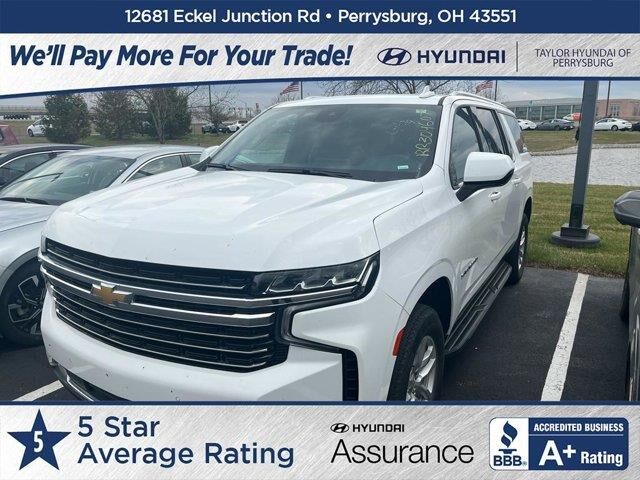 2024 Chevrolet Suburban LT — photo 1 of 16