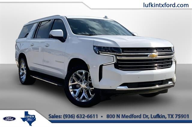 2023 Chevrolet Suburban LT — photo 1 of 13