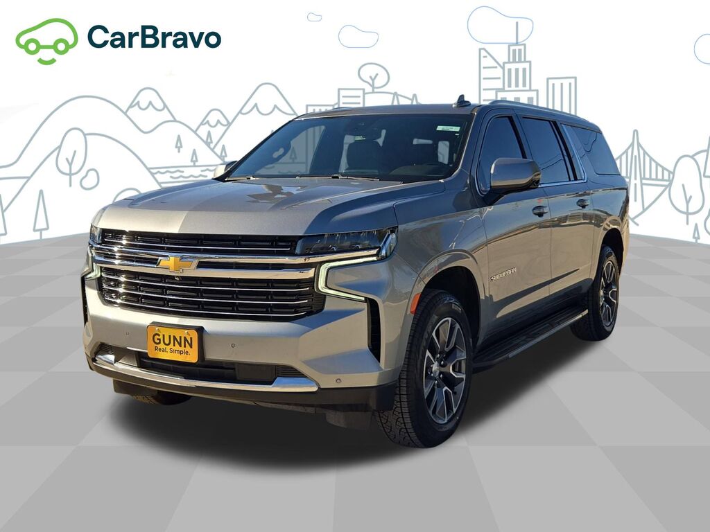 2024 Chevrolet Suburban LT — photo 1 of 7