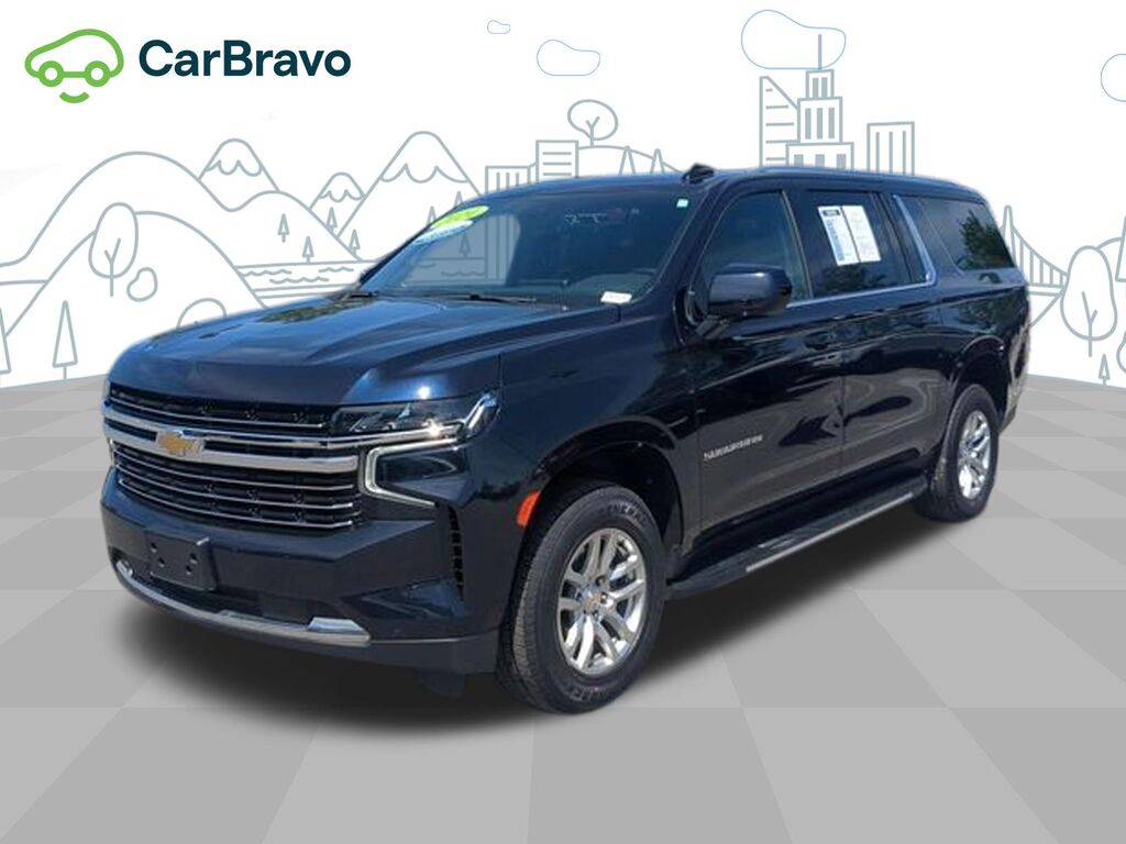 2024 Chevrolet Suburban LT — photo 1 of 5