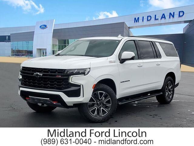2024 Chevrolet Suburban Z71 — photo 1 of 13