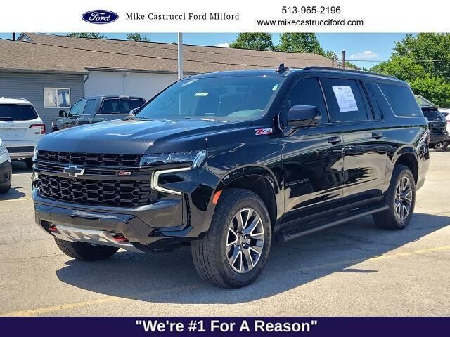 2024 Chevrolet Suburban Z71 — photo 1 of 13